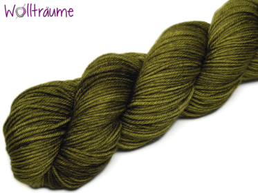 Lilly DK dunkles olive, handgefärbte Wolle von wollträume
